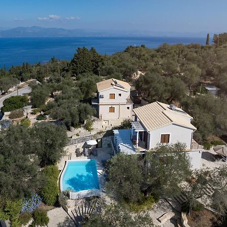 Villa Bougarini Haven Family Villa Rock Pool Oasis Ieromonachos ภายนอก รูปภาพ