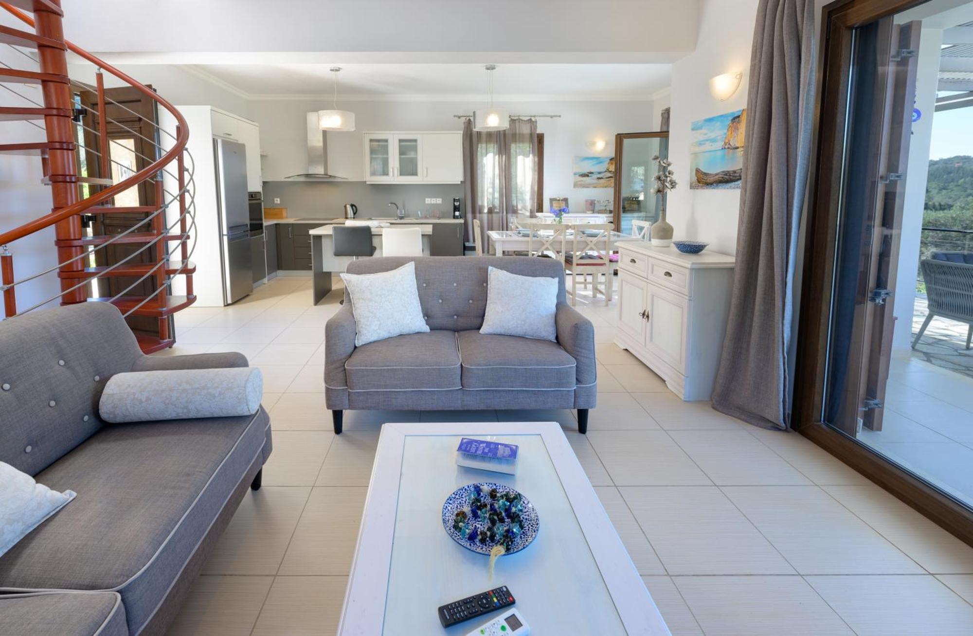 Villa Bougarini Haven Family Villa Rock Pool Oasis Ieromonachos ภายนอก รูปภาพ
